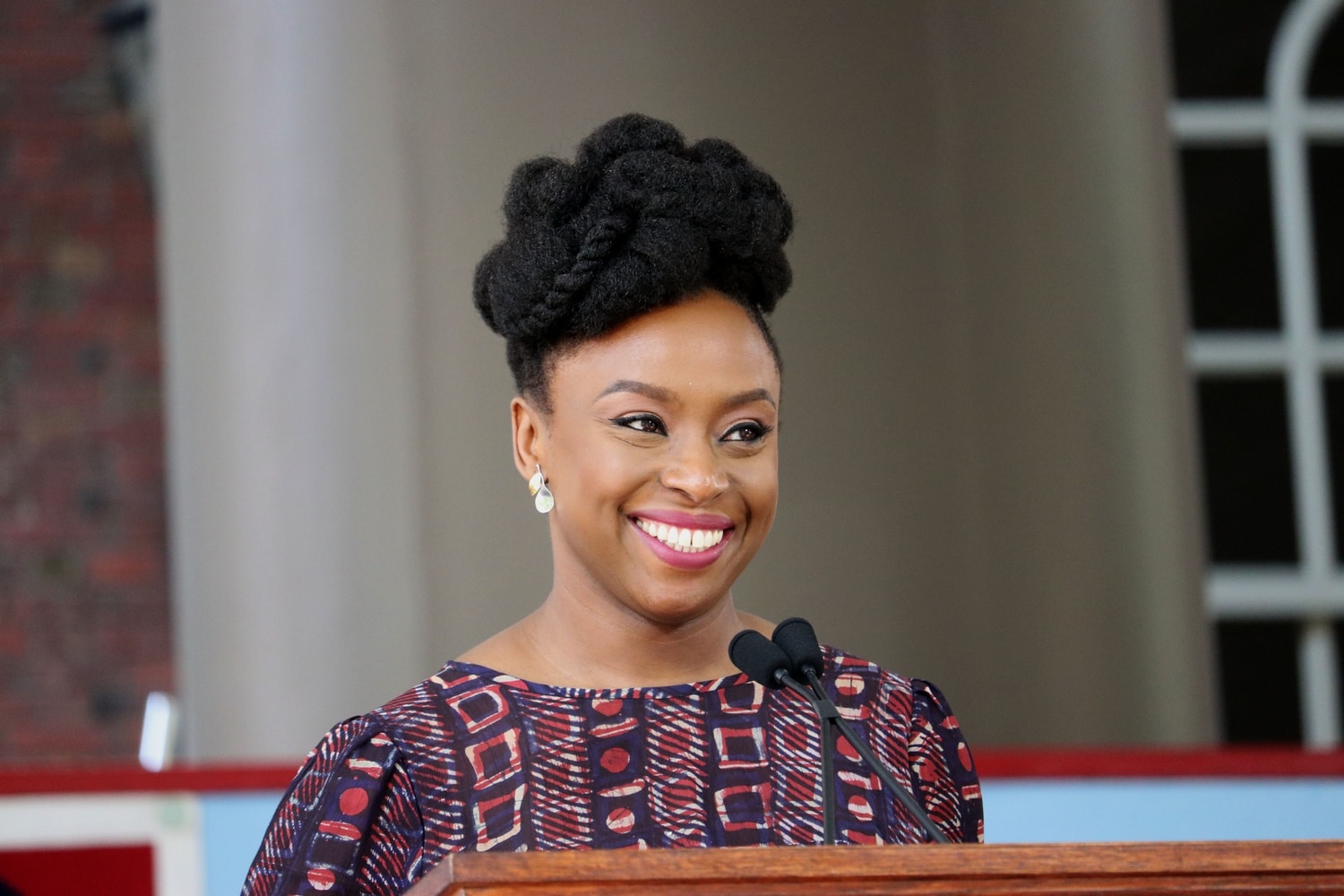 Top 20 Famous Female Motivational Speakers in Nigeria